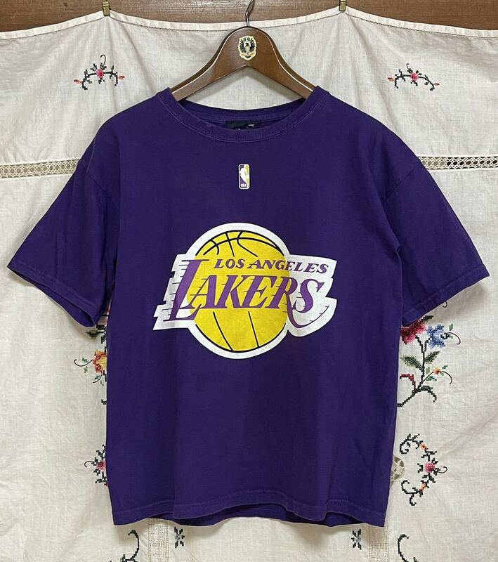 NBA Los Angeles Lakersレイカーズ Tシャツ