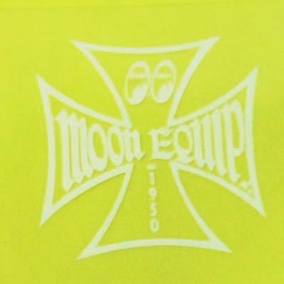 MOONEYES ムーンアイズ イクイップド アイアンクロス ステッカー（ホワイト）デカール カーアクセサリー ホットロッド おしゃれ 車 バイク