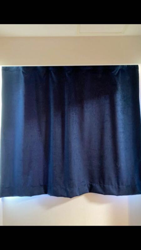 高品質オーダーメイド品ロイヤルブルーカラー遮光カーテン高級品5万5千円です縦幅145センチ 横幅155センチ