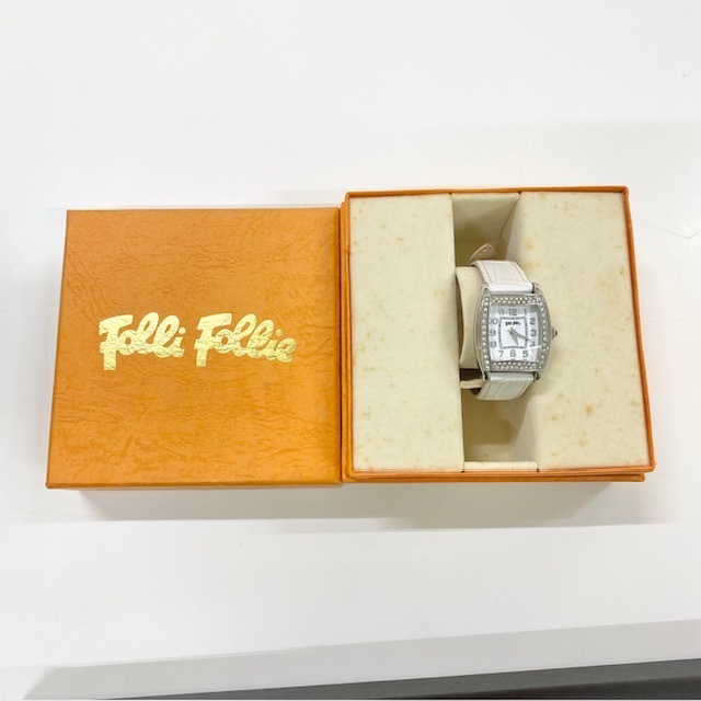Folli Follie フォリフォリ　レディース腕時計　金属ベルト　クオーツ ブレスレット　動作未確認　ケース付き　◆5561