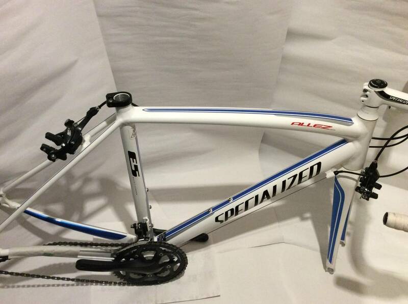 新品 スペシャライズド Allez Comp / Secteur Comp　シマノ105コンポ フレーム セット 自転車 ロードバイク 白