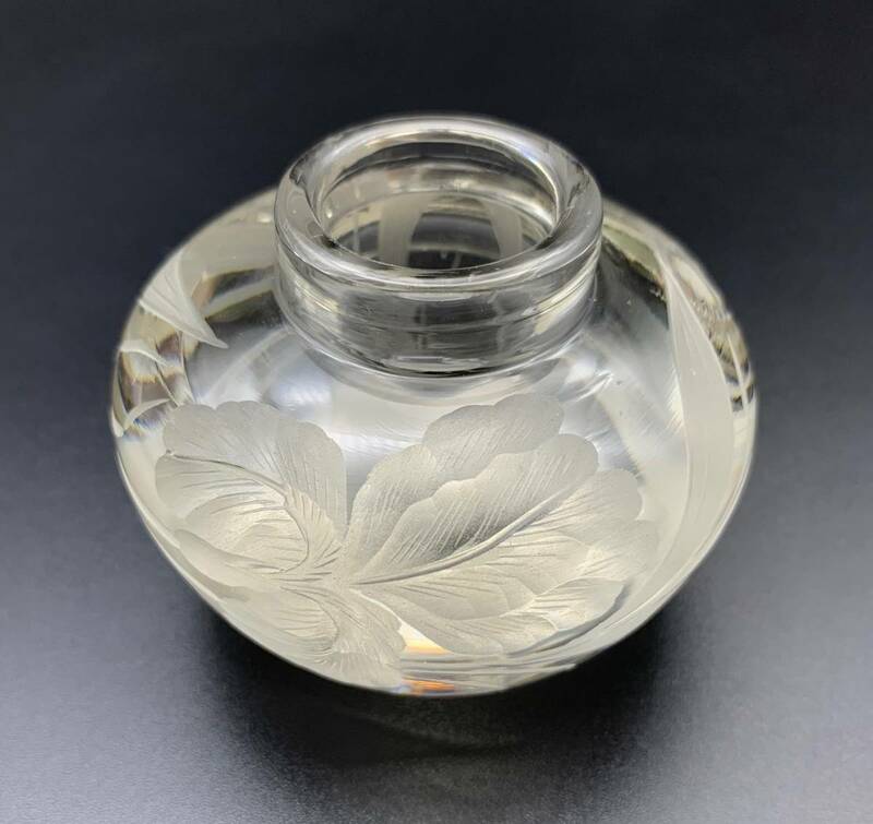 Sale★フランス製 アールヌーボー アイリス文の小さなガラス製花瓶★