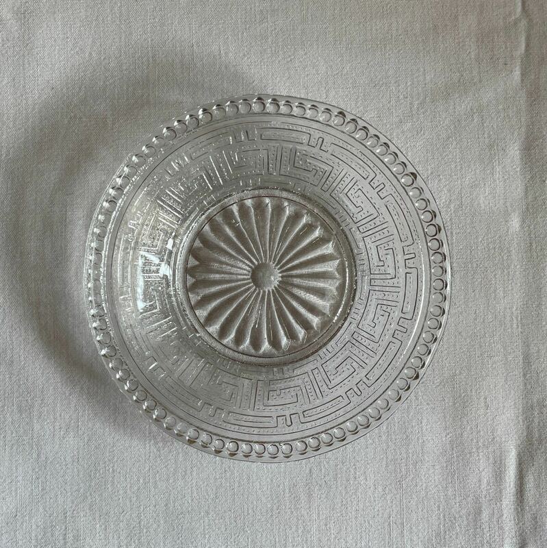 明治～大正 プレスガラス 和ガラス 小皿 卍紋 Antique pressed glass plate, early 20th