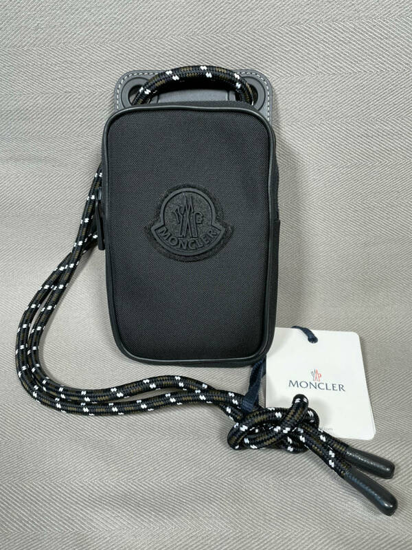 新品 本物 モンクレール MONCLER ミニバッグ フォンケース 黒 ブラック カーキ バック ロゴ 肩掛け ショルダー ポシェット ポーチ バッグ