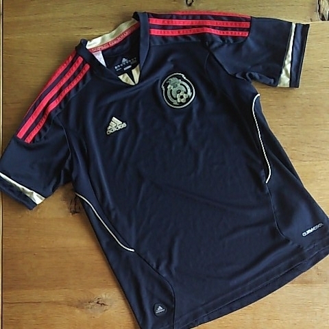 ｓ050 男の子も女の子も！小柄女性も ■adidas■ アディダス Federacin Mexicana メキシコサッカー 黒 ラグラン 半袖Tシャツ サイズS～M