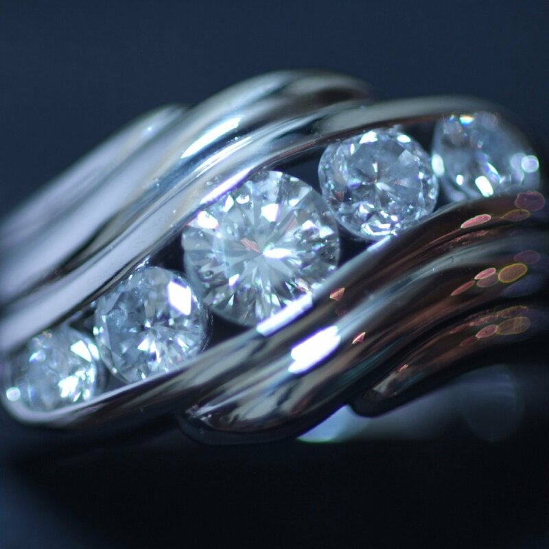 F2122 美しい大粒ダイヤモンド１．０１ct 最高級Pt900無垢リング サイズ10.5 重量8.77g 縦幅11.2mm【BRAND CLUB HILTON OSAKA】
