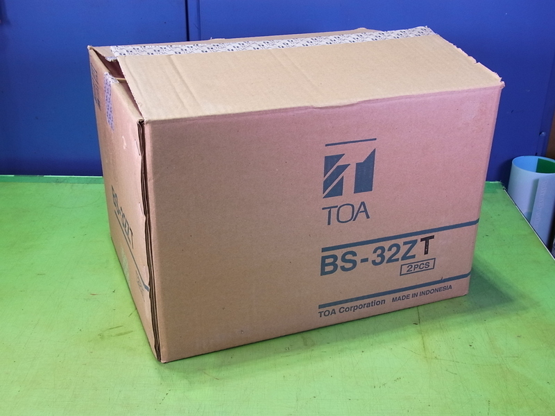 ■■【即決】TOA 木製 壁掛型 スピーカー 音量調節付き BS-32ZT 未使用・保管品 １箱2個入り