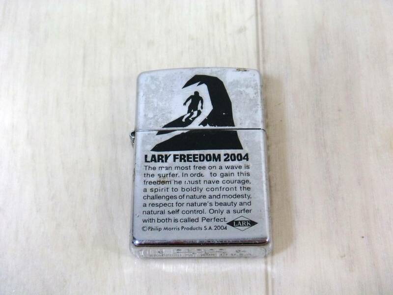 Y2028 LARK FREEDOM 2004 ラークフリーダム　ジッポー　 Zippo　ライター