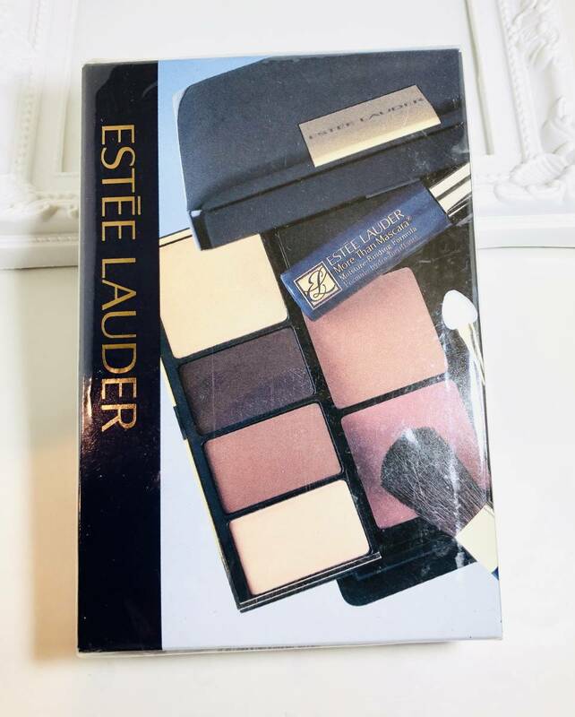 新品　未開封　Estee Lauder エスティローダー Color Perfections makeup Palette　メイクアップパレット