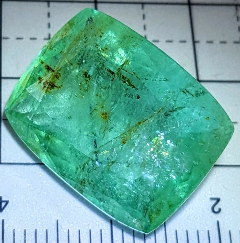 超巨大 天然エメラルド 18.286ct 鑑別書付き ルース 緑柱石 jewelry emerald ベリル ジュエリー 裸石 宝石 パワーストーン ４大宝石 希少