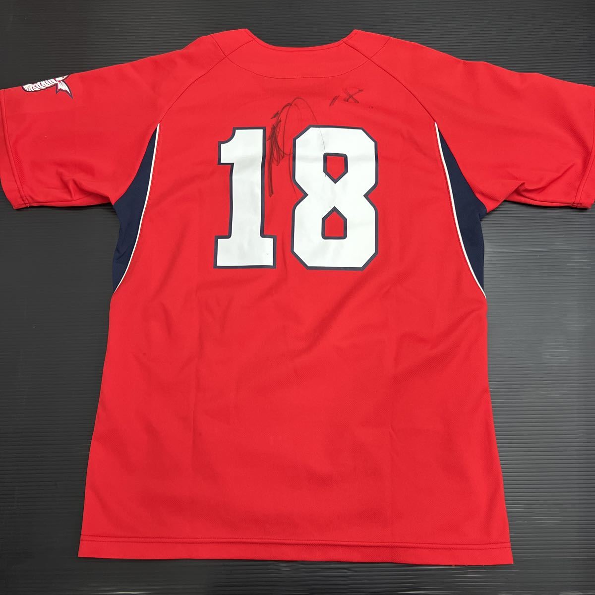 希少 レア 広島カープ 前田健太　選手 直筆サイン付き 練習着　半袖シャツ　Tシャツ ミズノ　サイズＭ