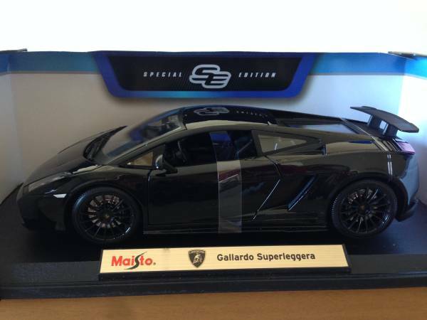 ラスト Maisto マイスト 1/18 Gallardo Superleggera 黒 ランボルギーニ