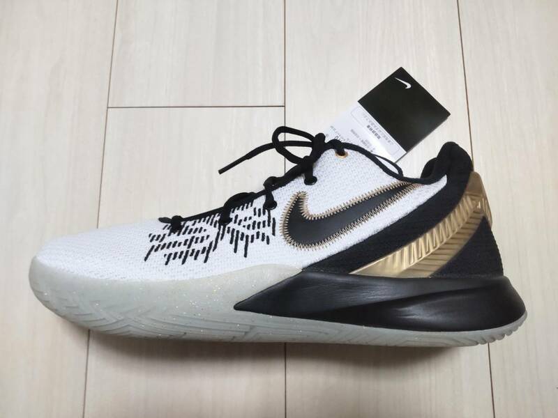 ★NIKE　ナイキ　カイリーフライトラップ　KYRIE FLYTRAP Ⅱ EP　★カイリー・アービングモデル　★未使用品