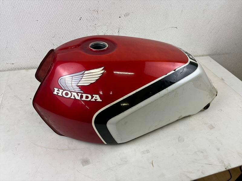 38-16-0H5【当時物中古】現状品 ホンダ CBX550F インテグラ PC04 純正 ガソリンタンク/検索)CBX400 bk-it-0159