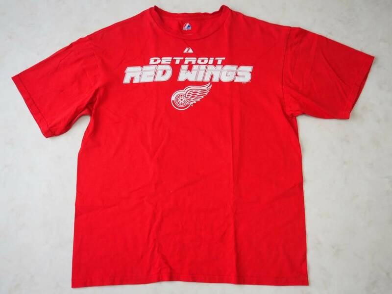 ☆送料無料☆ Majestic USA直輸入 古着 半袖 NHL DETROIT RED WINGS デトロイト・レッドウィングス Tシャツ メンズ XL レッド 中古 即決