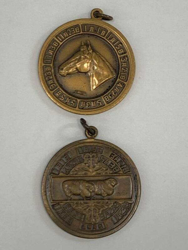 CG010- 造幣局製 日曜表 SUNDAYS 1954年 昭和29年 馬 1955年 昭和30年 羊 干支 メダル 2枚