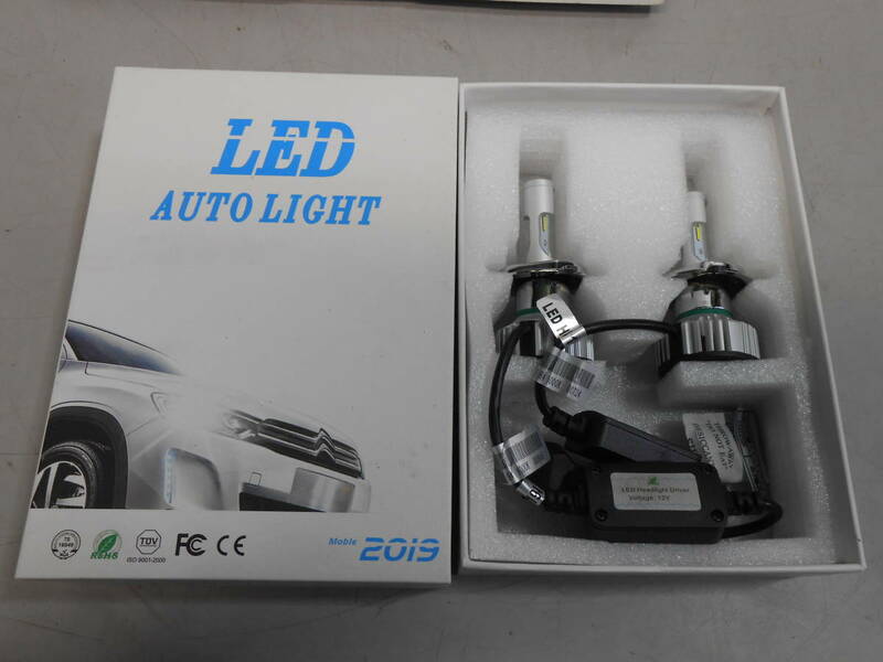 ☆LED AUTO LIGHT ヘッドライト 車 カー パーツ 部品 動作未確認！60サイズ発送