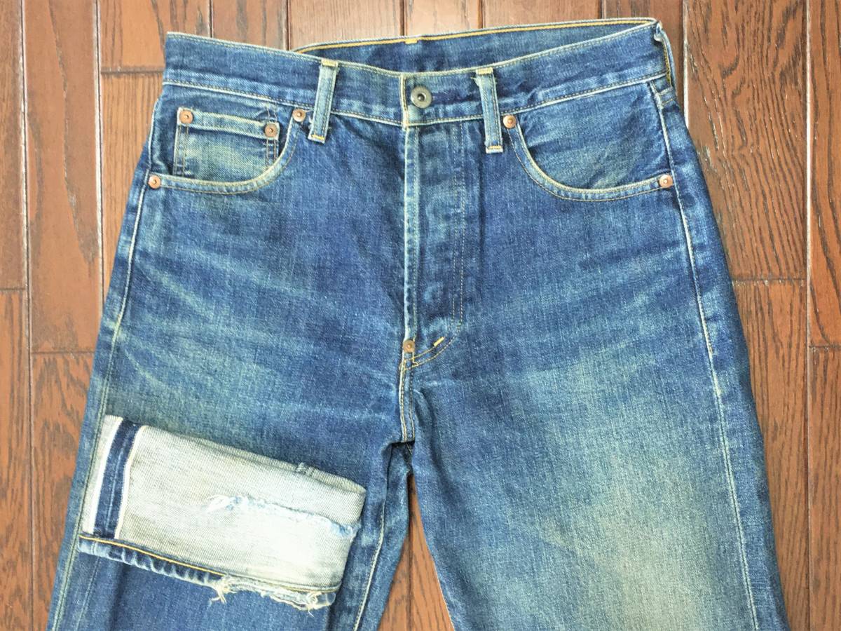 リーバイス ＬＥＶＩ’Ｓ ビンテージ レプリカ ジーンズ バックルバック 股リベ 赤耳 ひげ落ち 復刻 デニムジーパン 裾チェーンステッチ