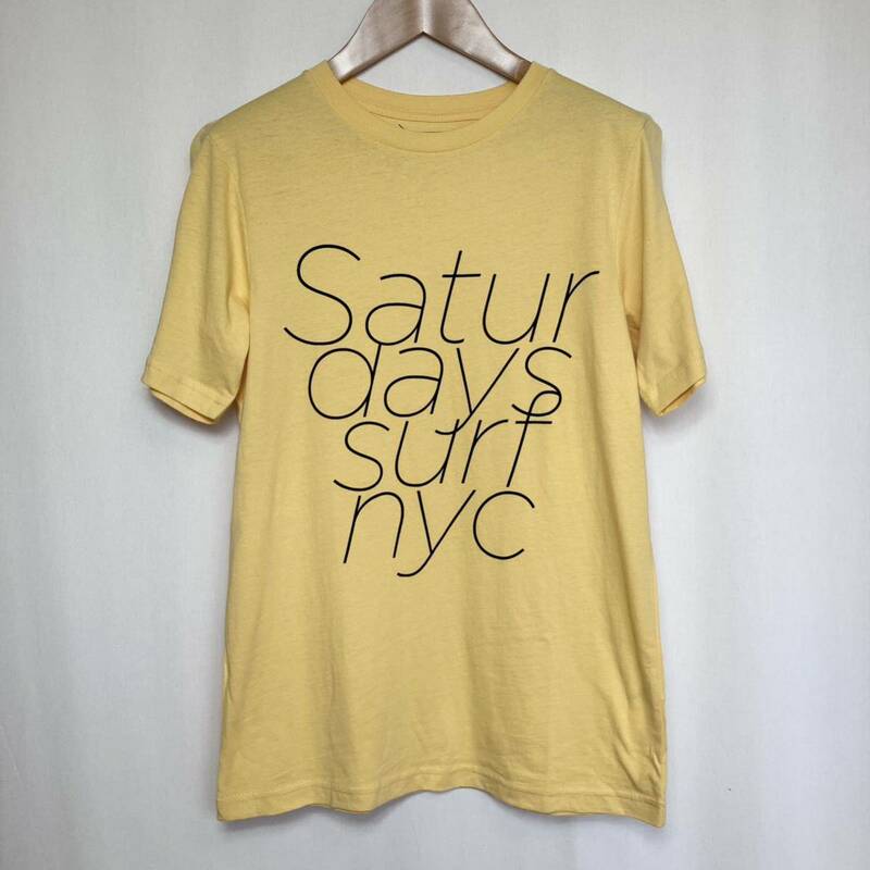 【美品】SATURDAYS SURF NYC サタデーズ サーフ ニューヨーク プリントTシャツ イエロー XS BEAMS別注／黄色 サタデイズ ビームス