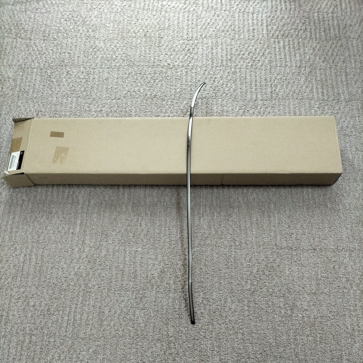 RVR GA　フロントドアエッジモールLH拍卖