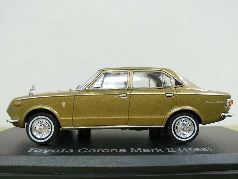 ■ アシェット 1/43 Toyota Corona Mark Ⅱ (1968) オーカー トヨタコロナ モデルミニカー