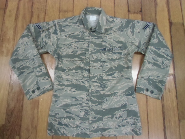 e-4 ミリタリー サバゲー 米軍放出品 AIR FORCE 迷彩服 作業服 ジャケット シャツ アメカジ カモフラ コンバット コスプレ 34L XSサイズ