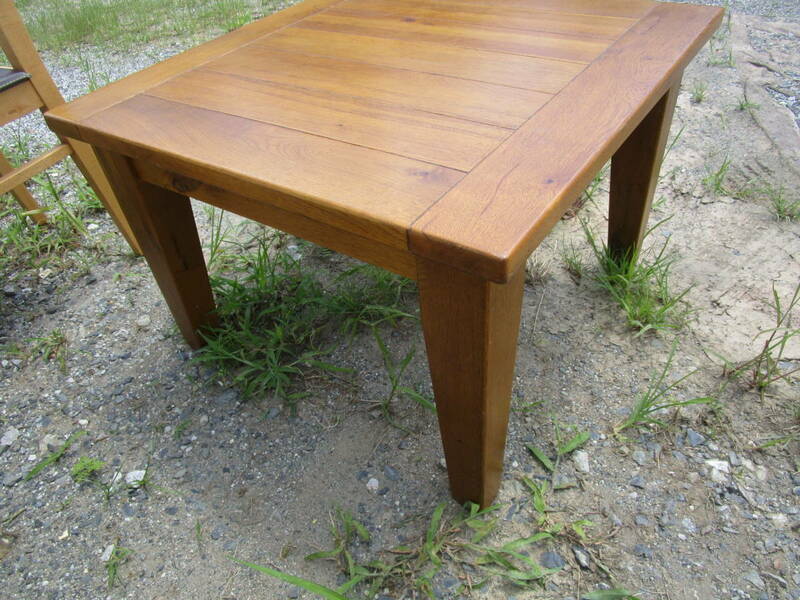 (第18.佐）木製 テーブル 70㎝真四角