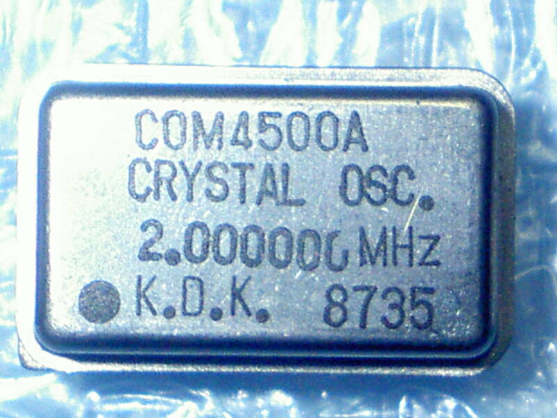 KDK クリスタルオシレーター CRYSTAL OSC COM4500A【2.000000MHz】