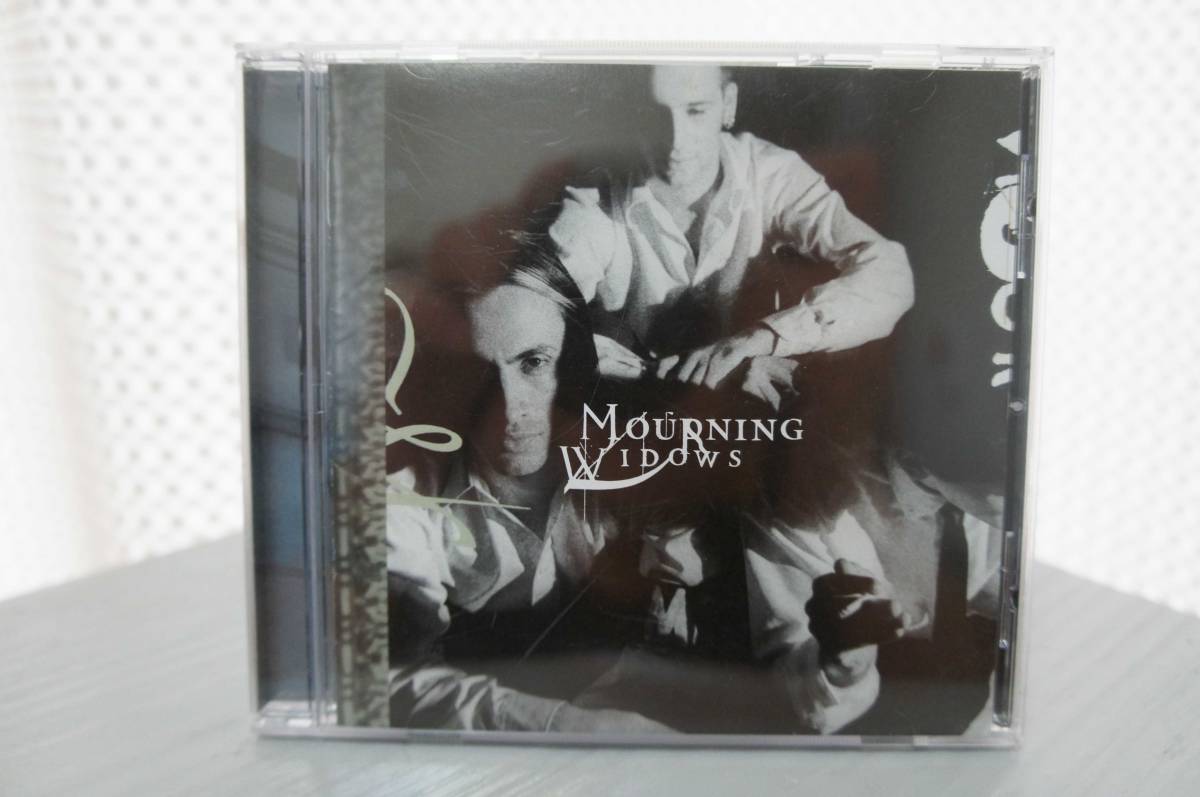 Mourning Widows「MOURNING WIDOWS」★Nuno Bettencourt 