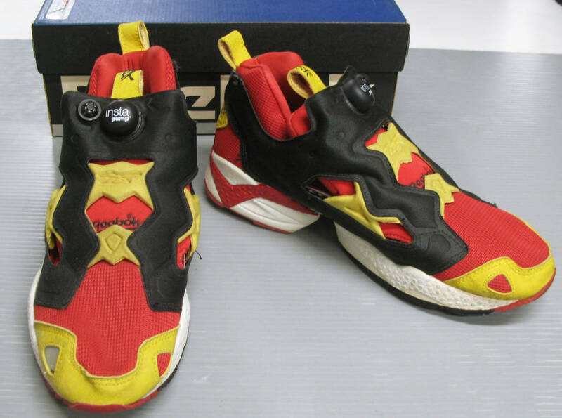 リーボック インスタポンプ フューリー US9.5 未使用 展示品 香港返還モデル 1997 オリジナル （ Reebok INSTA PUMP FURY US 9.5 1997 