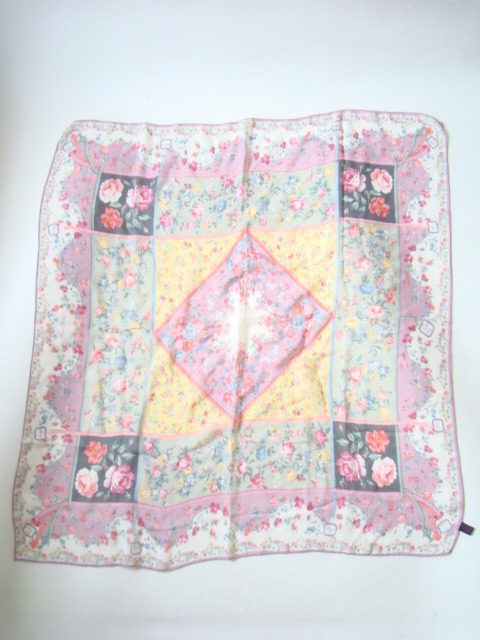 ETRO イタリア製シルクスカーフ 花柄 エトロ シルクシフォン 大判 ピンク