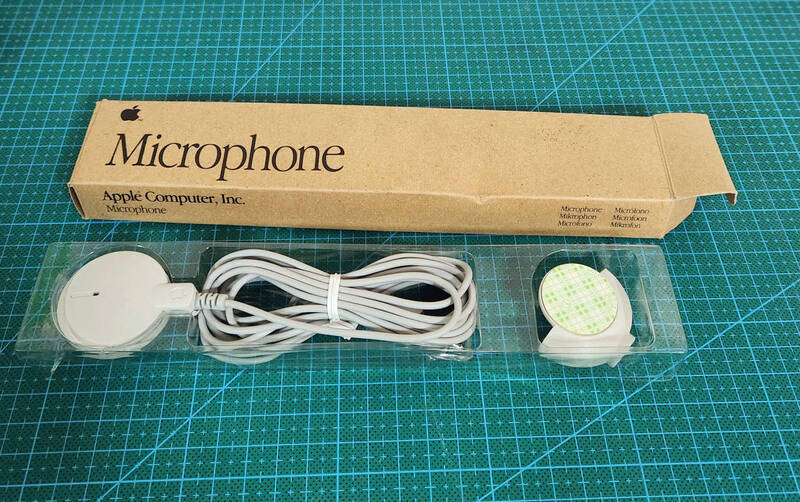 Apple　アップル　Microphone　新古品 /2307033