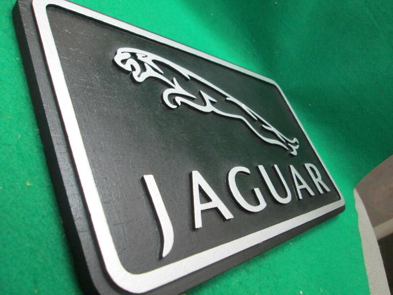 ジャガー 木製 看板 JAGUAR 検索用：ランドローバー イギリス PACE ペイス I S X エンブレム ディーラー レトロ エンボス 木彫り タイプ