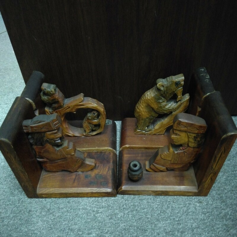 アイヌ　レトロ　アンティーク　ブックスタンド　北海道　熊　木彫り　貴重