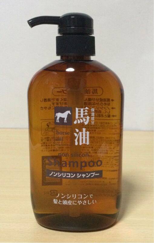 馬油 ノンシリコン シャンプー★髪とお肌と同じ弱酸性　600ml★