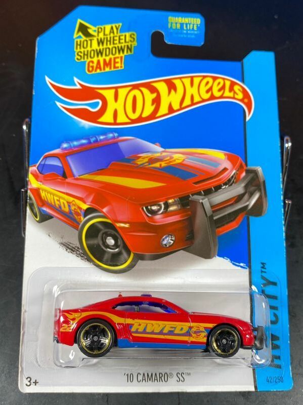 ホットウィール HOTWHEELS 10 CAMARO SS カマロ HWFD 赤　USカード