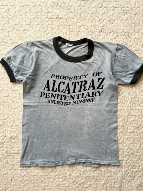 80's/雰囲気系★ALCATRAZ/アルカトラズ 刑務所 フェード リンガーTシャツ ビンテージ