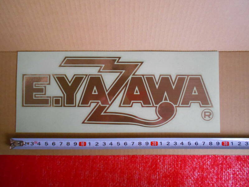 矢沢永吉　E.YAZAWA　ロゴ　ステッカー　29ｃｍ　抜き文字　カッティングステッカー　ゴールド　金　未使用　正規品　定形外220円。