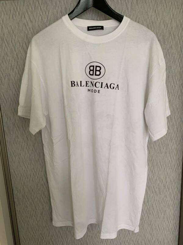 バレンシアガ フロントロゴ半袖Tシャツ XS BALENCIAGA