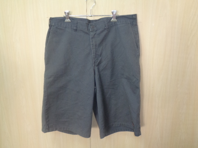 b1045◆Dickies ハーフパンツ◆ディッキーズ size:w36 グレー系 ポリコットン メンズ ショーツ カットオフ 半ズボン 古着 USED 5G