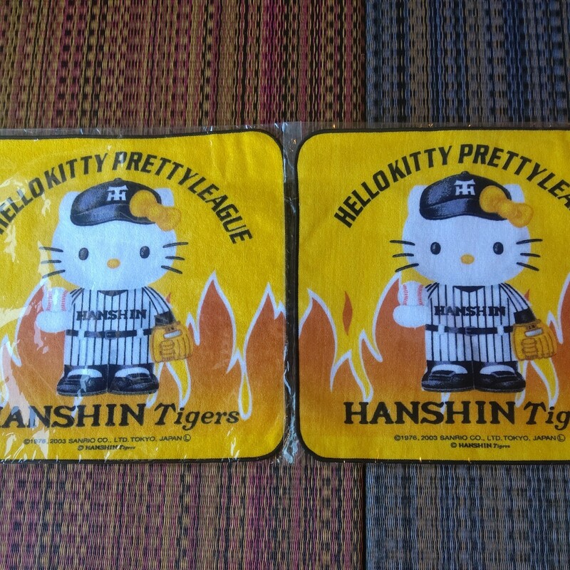 HELLO KITTY ハローキティ ご当地 ミニタオル ハンドタオル サンリオ　限定 阪神タイガース HANSHIN Tigers 2枚 セット　送料無料