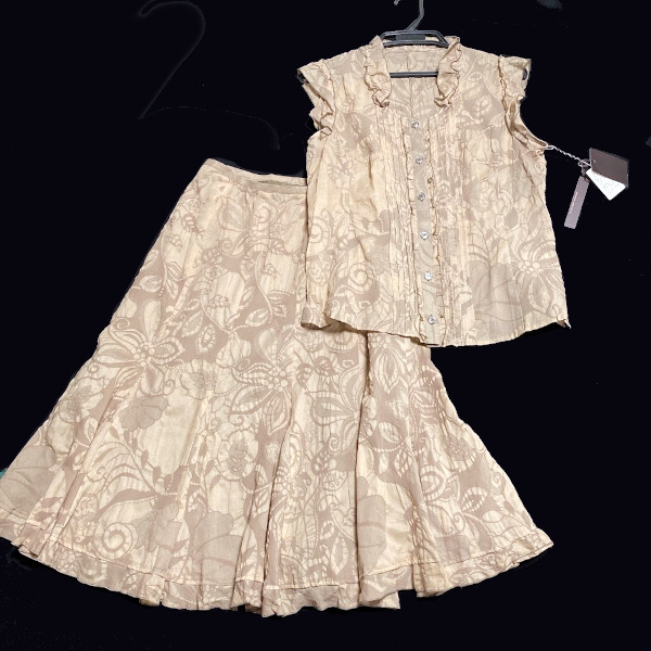 ★新品 未使用【CLASSICAL】定価 41,000円円 ■セットアップ◎ブラウス+スカート◎サイズ9/M