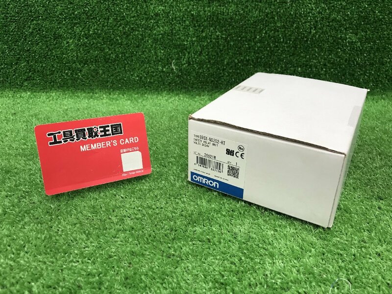 【未使用品】omron 非接触式ドアスイッチコントローラ オフディレー出力無し ネジ式端子台タイプ(G9SX-NS202-RT DC24)/ITWZH5OIOT34