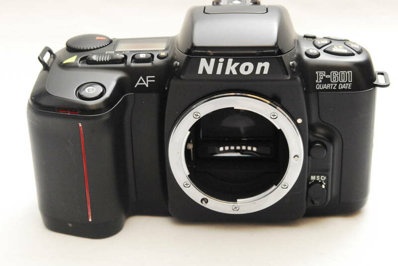 Nikon F-601 QUARTZDATE (完動品）　0725-15