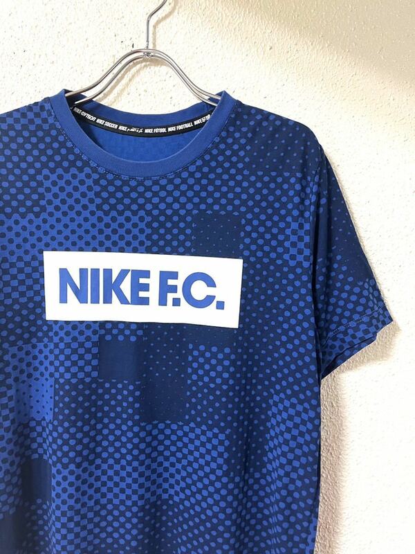 NIKE ナイキ NIKE F.C. ロゴプリント Tシャツ 