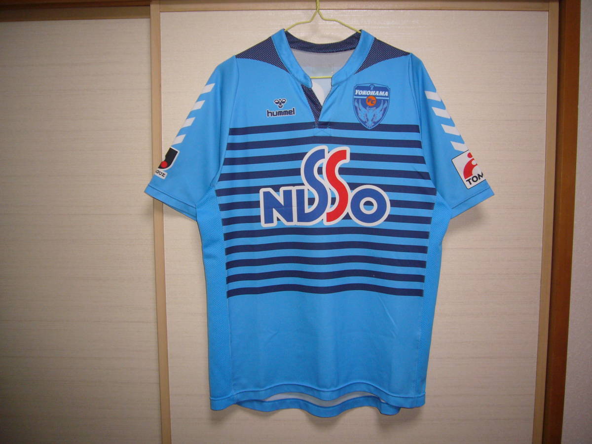 ヒュンメル 横浜FCユニフォーム　Mサイズくらい