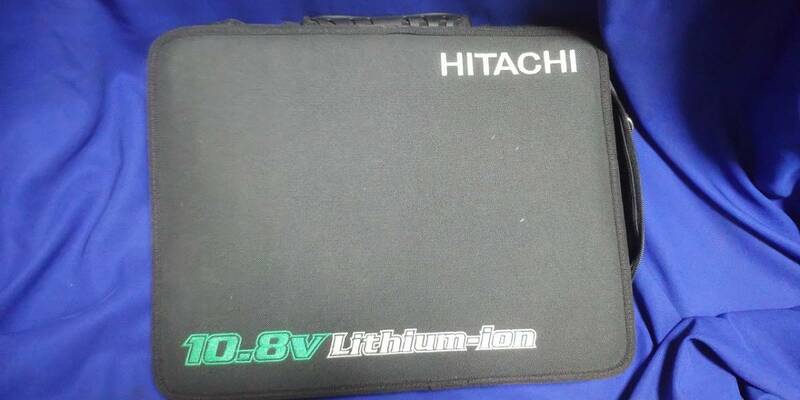 HITACHI　日立　バッテリー収納ケース？