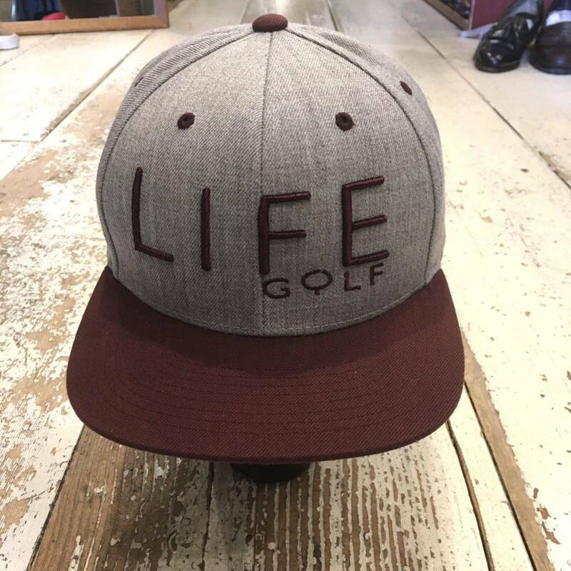 「LIFE GOLF」ウール混トラッカーキャップ　グレー×バーガンディ　スナップバック