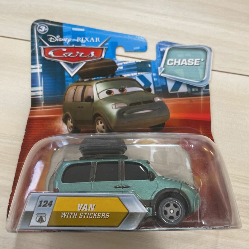 マテル カーズ CARS MATTEL CHASE VAN with STICKERS バン バンパーステッカーバージョン 目が変わるタイプ look my eyes ミニカー