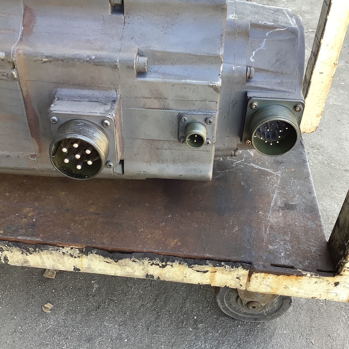 {$data['title']拍卖